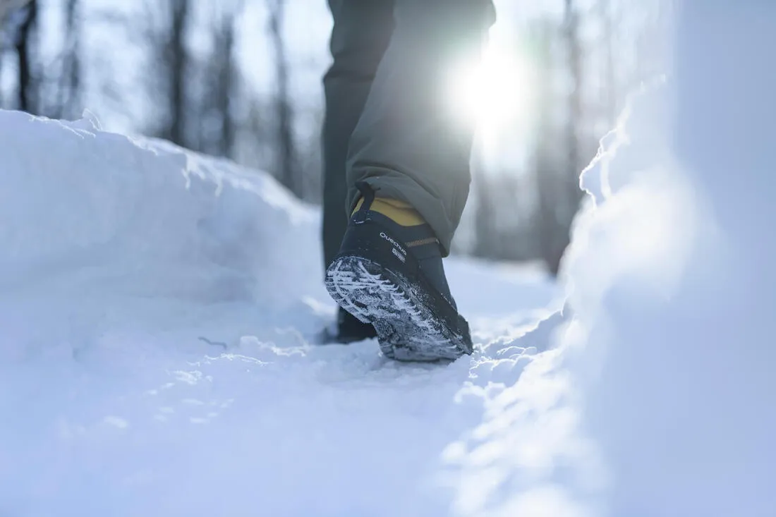 Men’s warm and waterproof hiking boots - SH100 Mid-height